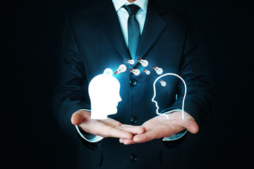 现在社会上哪个行业比较吃香？