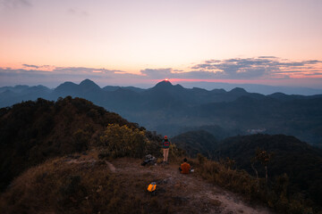 小学英语四年级下册科普Lesson 10的教案设计