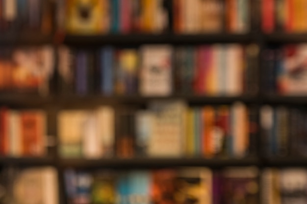 形容全力以赴的成语